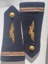 017911 épaulette air adjudant