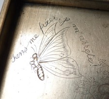 Petit plateau gravé ART NOUVEAU vers 1900 papillon Famille VILLENEUVE