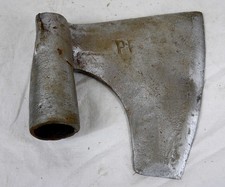 ancien outil hache doloir de