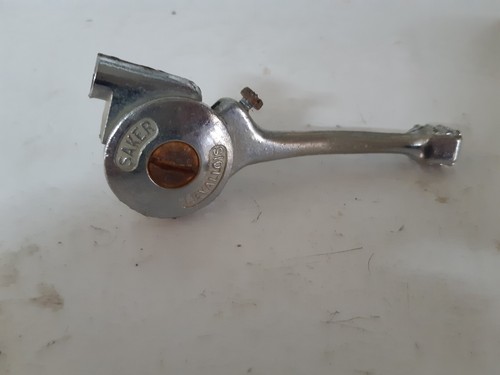 Levier gaz saker - de, de