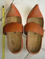 AR1- Ancienne PAIRE DE SABOTS