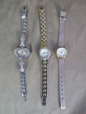 LOT DE 3 MONTRES FEMME. Leké