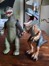 Lot 2 dinosaures articulés 26 cm
