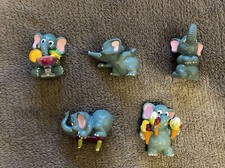 Lot 5 Éléphants Ferrero