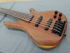 Guitare basse électrique TUNE