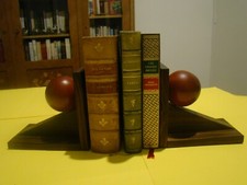 Paire de serre-livres Art