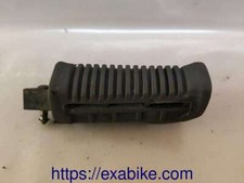 repose-pied avant droit pour