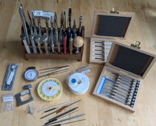 Outils pour opticien-lunetier - pinces, tournevis et outils divers +consommables