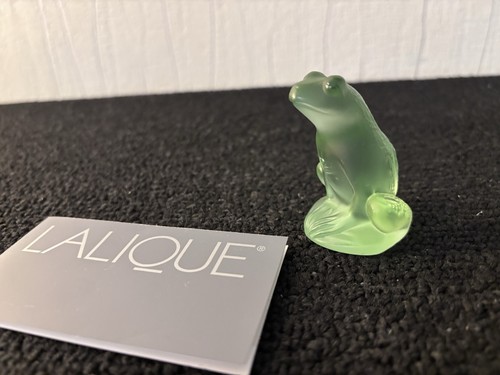 Grenouille vert clair - , en