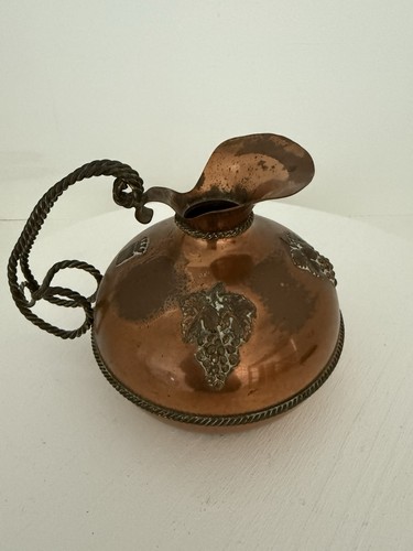 Ancien pichet pot - pichet, cuivre