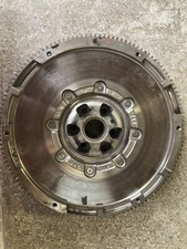 volant moteur Volkswagen  03l 105 266 cc 