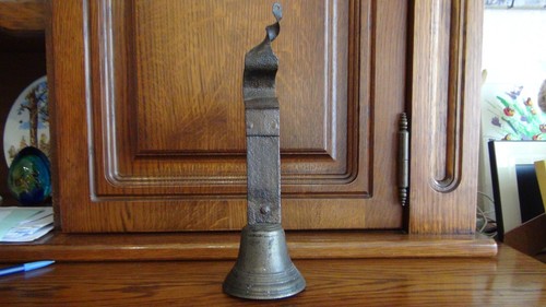 Ancienne cloche porte - ancienne,