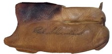 red schoendienst glove