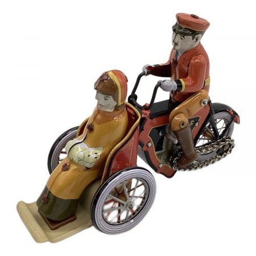 Ancien vélo taxi tricycle