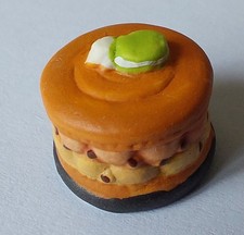 FEVE "DELICES DES PAPILLES 2023"  - GATEAU PATISSERIE AVEC MACARONS - MAT