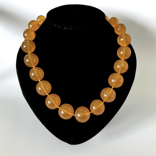Vintage amber necklace round - vintage,