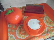 Vintage 70 pomme à glaçon, petite essoreuse à salade & boite à sucre orange