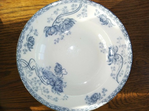 Ancienne assiette creuse - assiette, terre