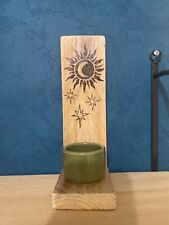 bougeoir bois pyrograver avec soleil et lune et porte chauffe plat 