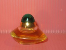 MINIATURE de parfum VOLUPTE d'OSCAR DE LA RENTA en 4 ml Plein