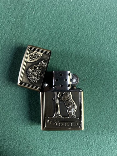 Briquet essence type - type, zippo