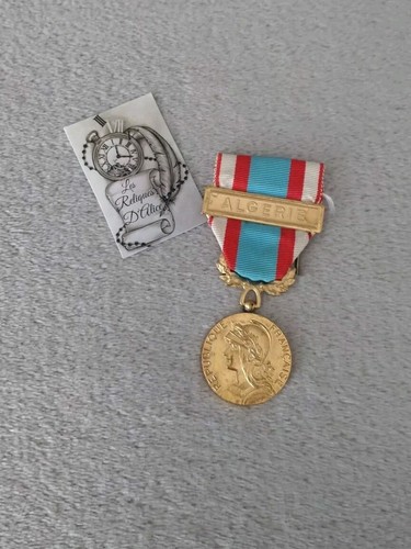 Médaille opération - , de