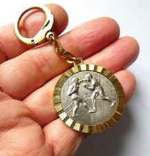 Ancien porte clé métal Sport Boxe Boxeurs Ring Gants Corde Championnat....