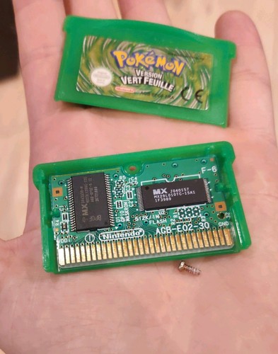 Pokemon version vert feuille - vert,
