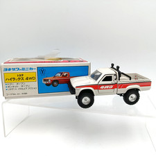 Yonezawa mini car TOYOTA Hilux