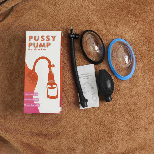 Pompe chatte clitoris - À, bdsm