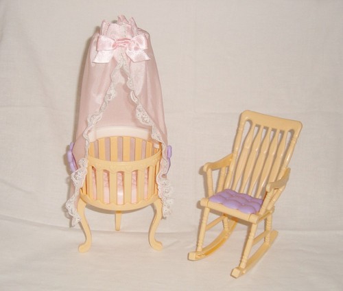 Vintage mobilier poupée