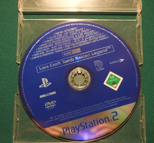 Jeu ps2 lara croft tomb - croft,