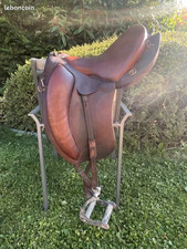 selle équitation en cuir