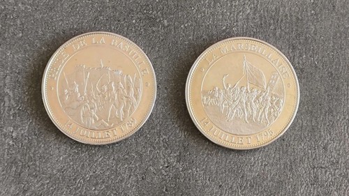 Lot medaille révolution - lot,