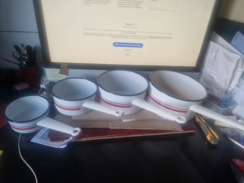 Serie casseroles en - serie,