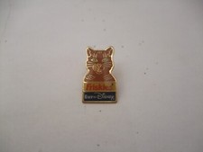PINS  CHAT FRISKIES  EURODISNEY   DISNEY