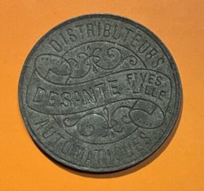 PARIS - Distributeurs