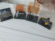 4 VAISSEAUX SPACIAUX STAR WARS LUCAS FILM LRD & TM