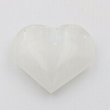 PIERRE POLIE EN FORME COEUR EN SÉLÉNITE LITHOTHERAPIE 30grs 4x4,5x1,5cm