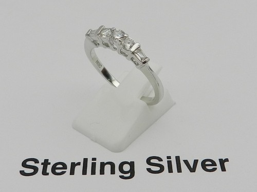 Macy cubic zirconia round - zirconia,