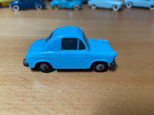 Norev plastique ancienne vespa - norev,