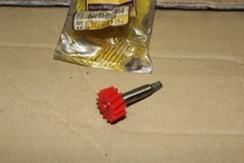 pignon 14 dents boite 385 /