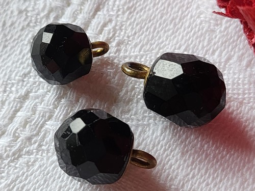 Trio boutons anciens - , verre