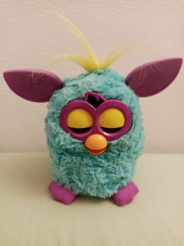 Furby bleu violet - furby, hasbro