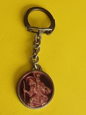 Porte clé années 50/60 pour voiture Saint Christophe émaillé rose (traces usure)