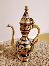 Jolie théière décorative - théière,