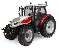 UNIVERSAL HOBBIES - Tracteur