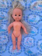 poupée gégé dany ? chouky ?