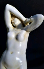 Ancienne STATUETTE Porcelaine " Nu féminin au réveil " DLG de Théodore RIVIERE.
