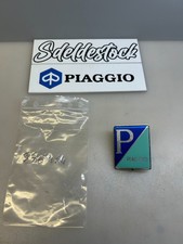 1 logo a clipser piaggio vespa